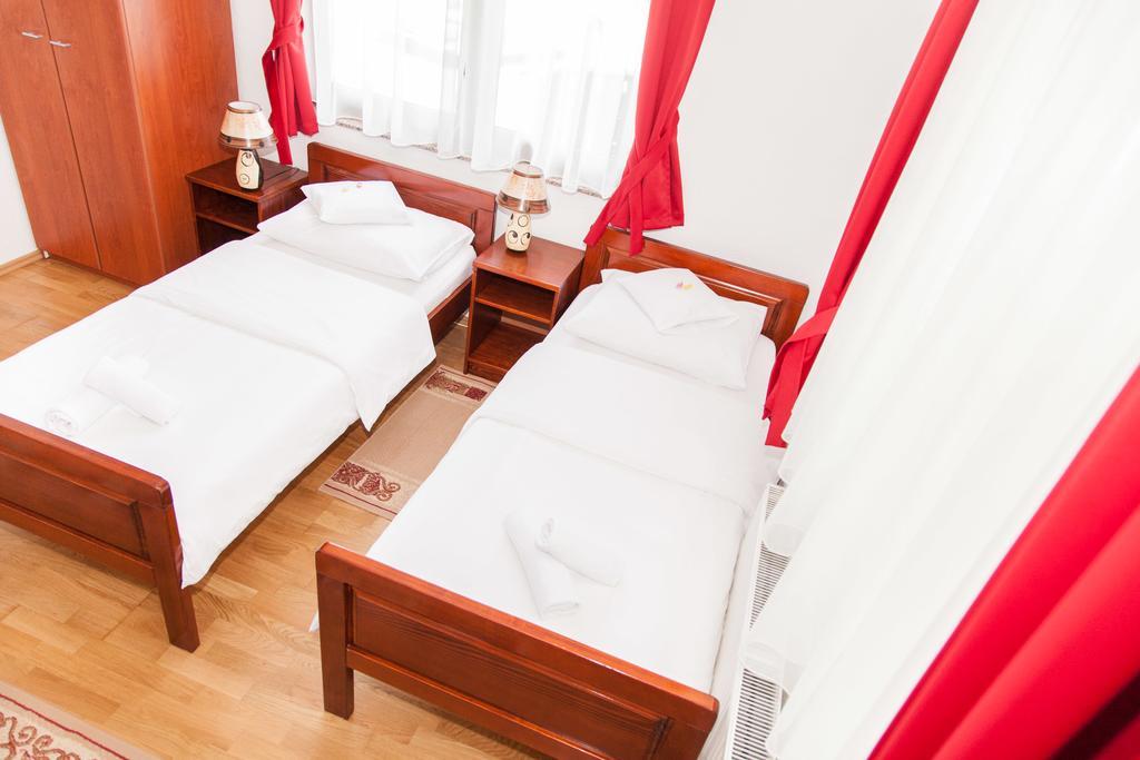 Apartments Bramado Селище Дрежницько Екстер'єр фото